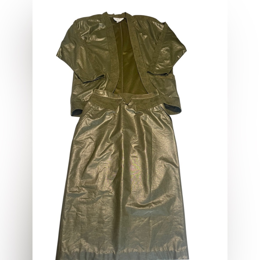 Vintage Olive Green Two-Piece Women's Set - Picture 2 of 14
